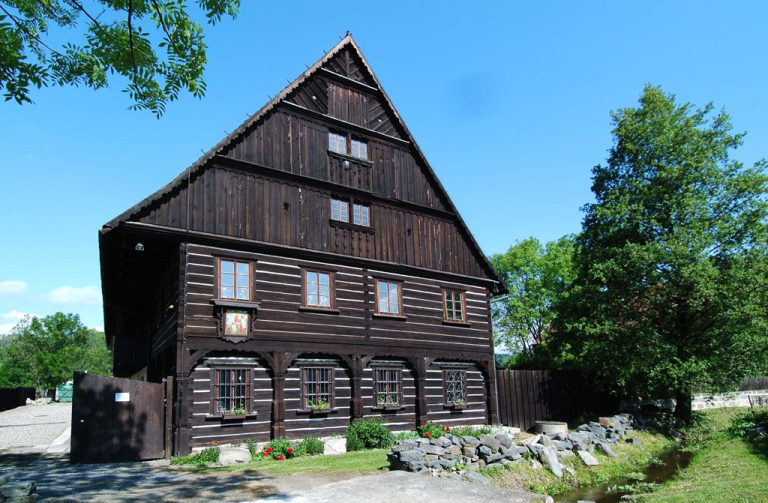 Dny lidové architektury otevřou i běžně nepřístupné objekty